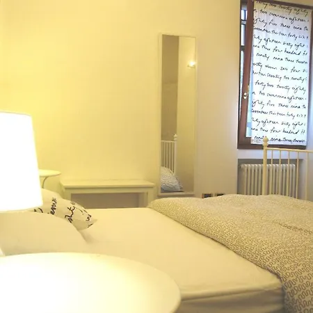 Casa Di Cesi アパート ボローニャ